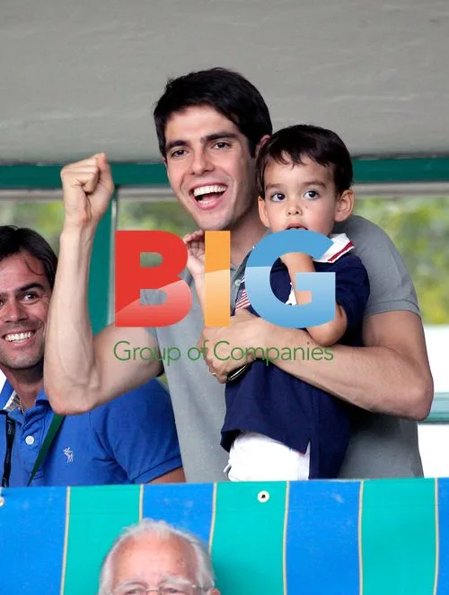 Kaka watches Kings Cup with son