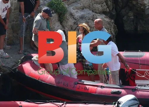 Bruce Willis on film set in Spain