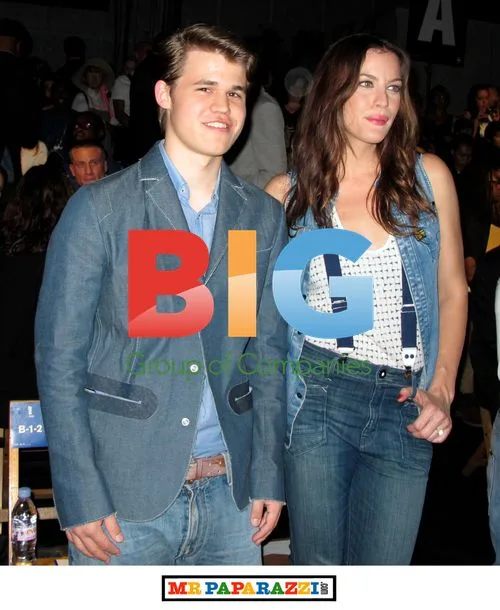 Magnus Carlsen and Liv Tyler at G Star Raw Fashion Show