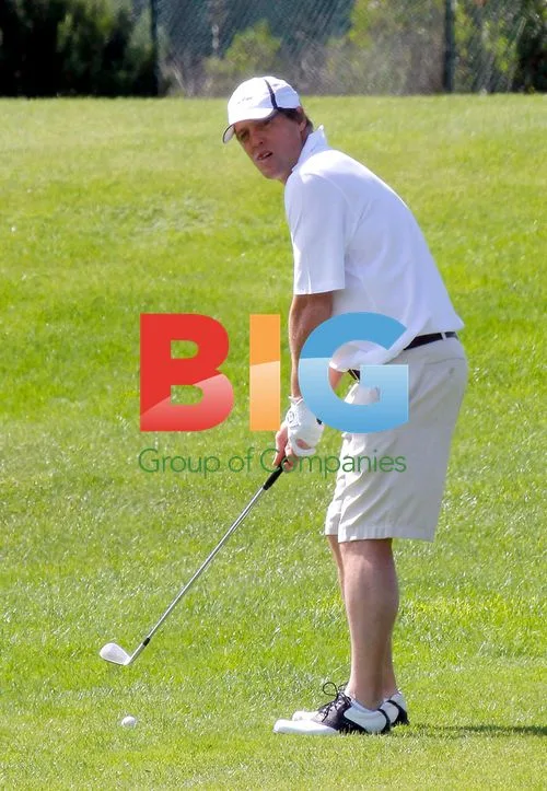 Hugh Grant golfing in Monte-Carlo