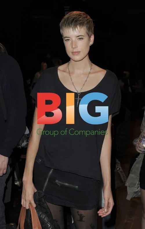 Agyness Deyn at Henry Holland LFW