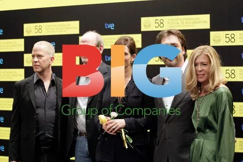 Richards Jenkins, Ryan Murphy, Julia Roberts and Javier Bardem at 'Eat, Pray, Love' photocall