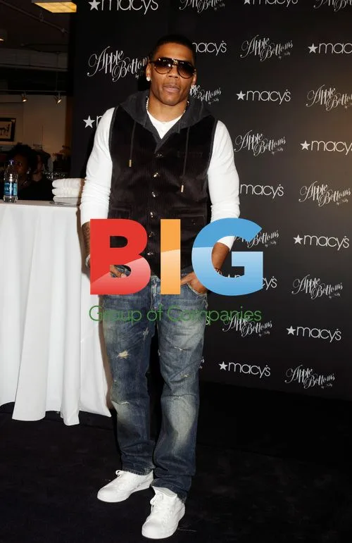Nelly Showcases Apple Bottoms Collection
