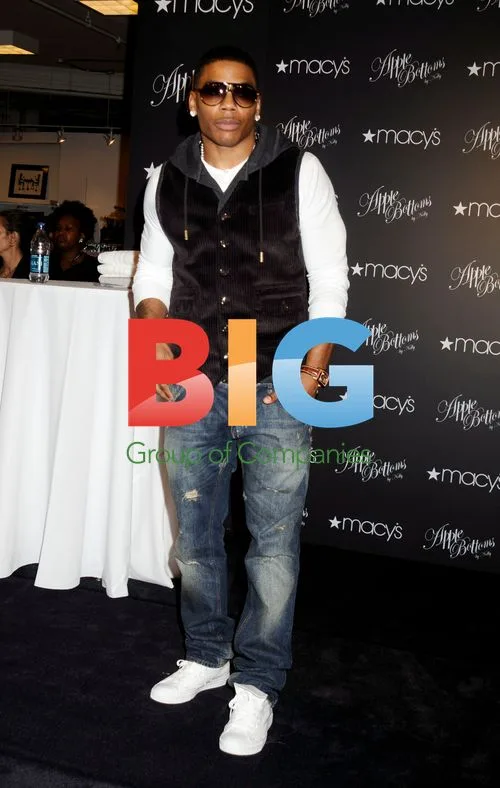 Nelly at Apple Bottoms Launch