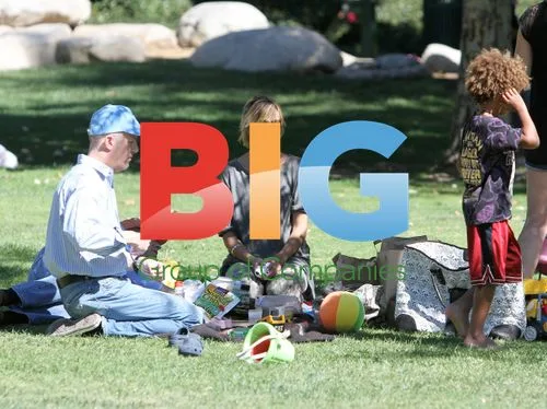 Heidi Klum and Kids at Park
