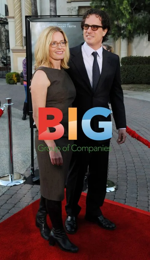 Director Davis Guggenheim and wife Elisabeth Shue at 'Waiting for Superman' premiere