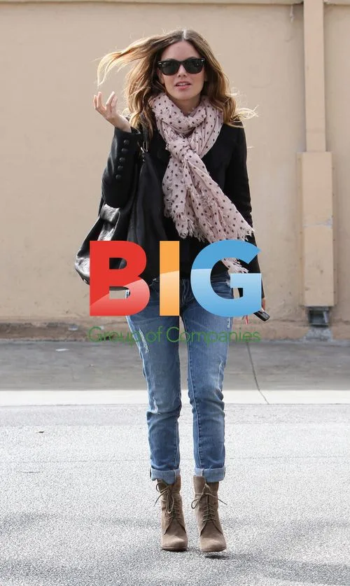 Rachel Bilson Lunches in Glendale