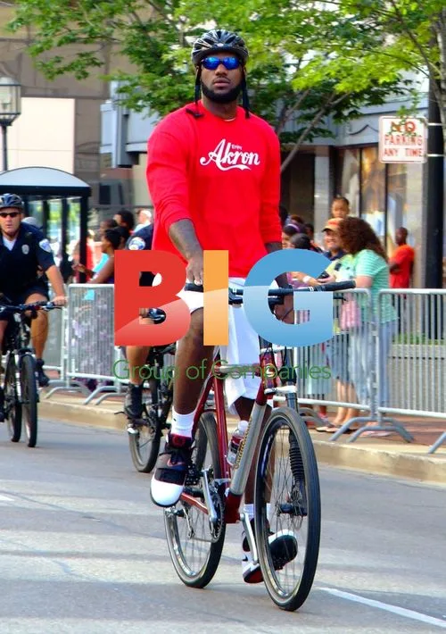 LeBron James Donates 400 Bicycles