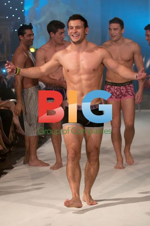 England Rugby Stars Support Alternative Fashion Event