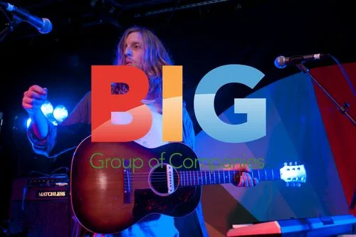 Former Razorlights Drummer Andy Burrows I Am Arrows Show