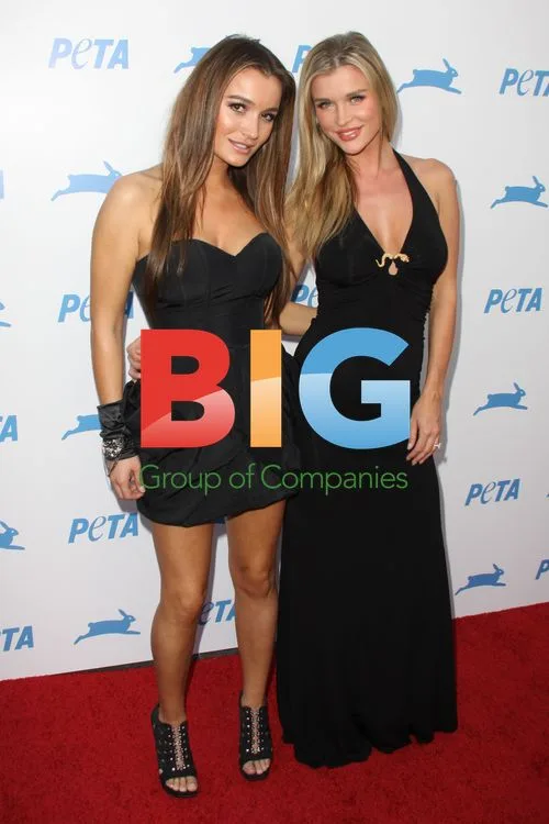 Joanna and Marta Krupa at PETA Gala