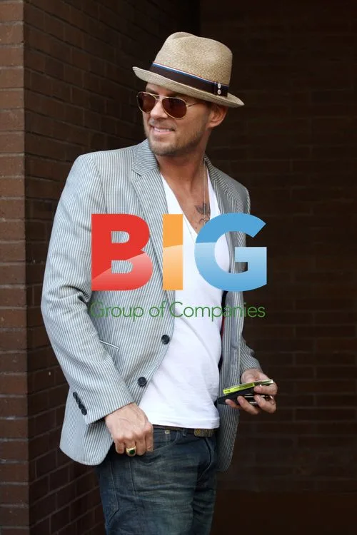 Matt Goss walks with friend in Beverly Hills