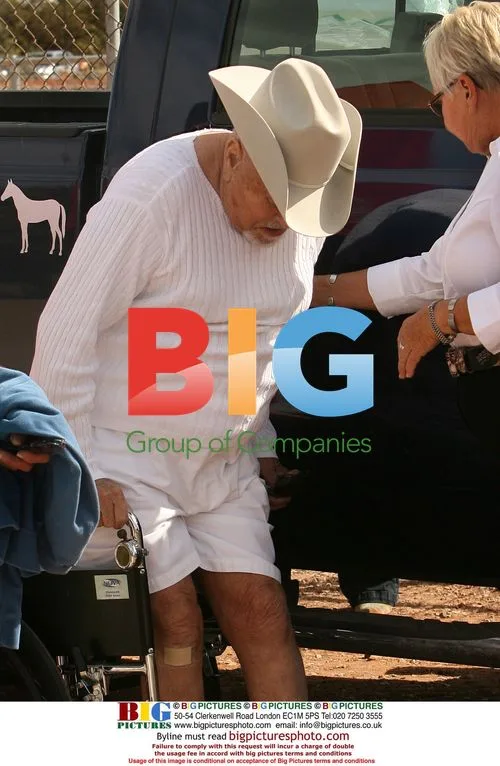 Tony Curtis at Sedona Arts Festival
