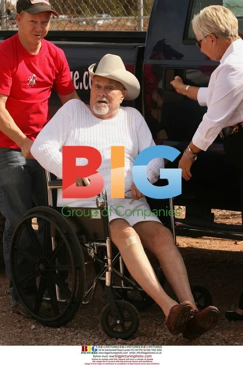 Tony Curtis at Sedona Arts Festival