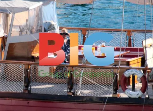 Vladimir Klitschko and Hayden Panettiere on boat in Croatia