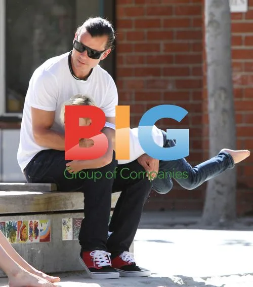 Gavin Rossdale bonds with son Kingston at park