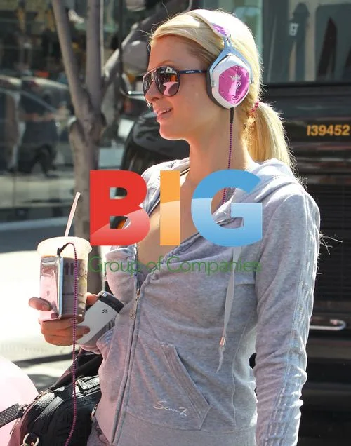 Paris Hilton leaves the gym