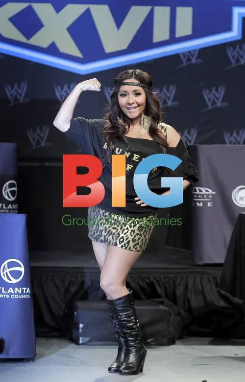 Snooki at WrestleMania XXVII Press Conference