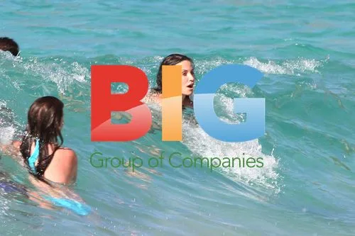Courteney Cox and Josh Hopkins in St. Barts