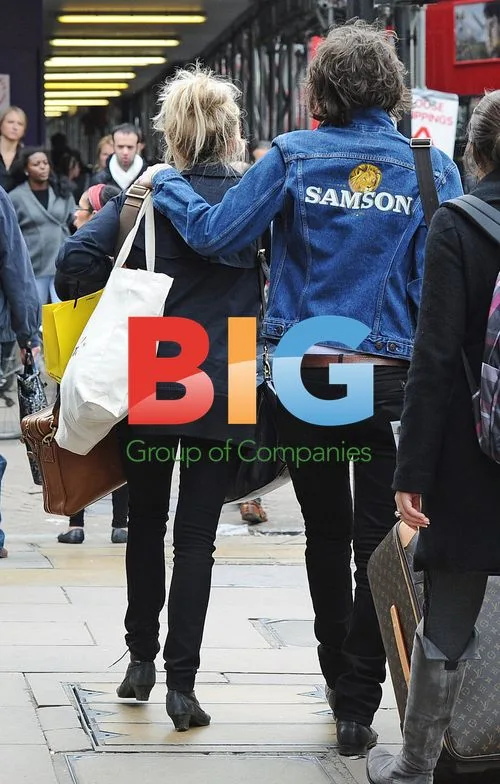 Diana Vickers and George Craig Shopping