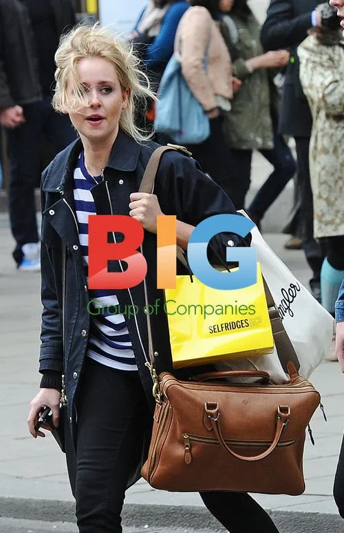 Diana Vickers Spotted Shopping with New Boyfriend