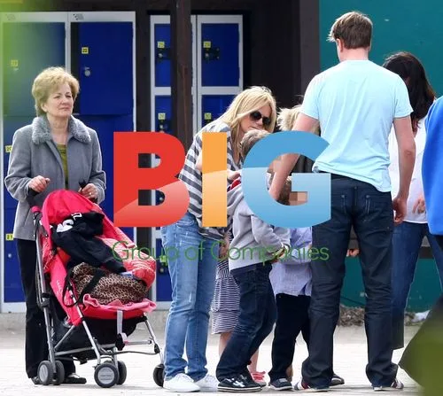 Geri Halliwell and Boyfriend at Thorpe Park