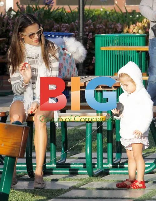 Alessandra Ambrosio and Daughter in Malibu