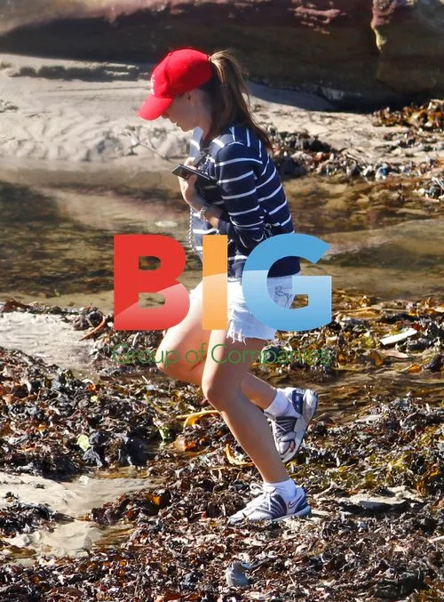 Kate Ritchie on Afternoon Walk
