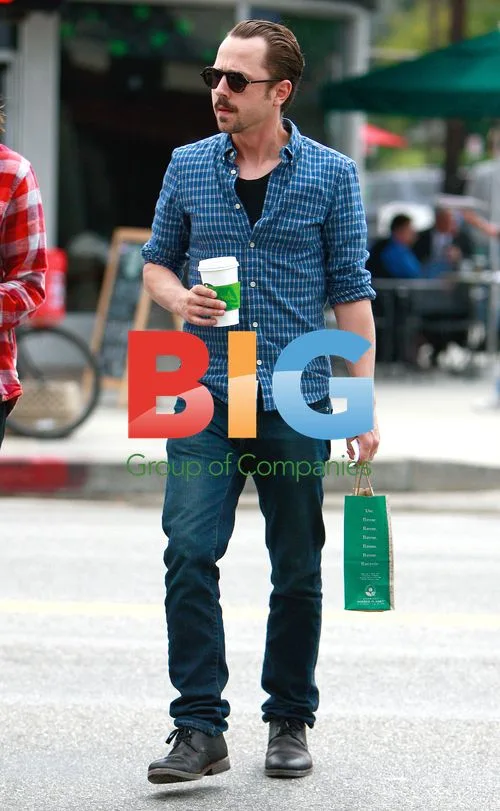 Giovanni Ribisi Supports Red Cross
