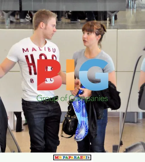 Gemma Atkinson and Liam Richards at Glasgow Airport