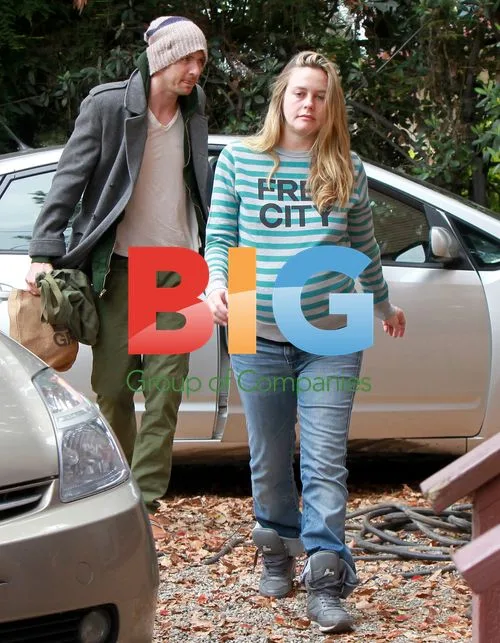 Alicia Silverstone and Christopher Jarecki in Santa Barbara