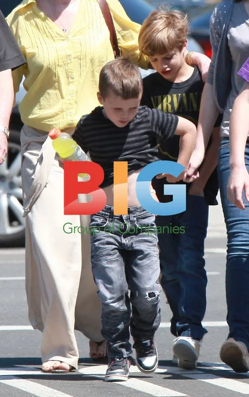 Beckham Boys at LA Zoo