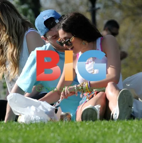 Eliza Doolittle Enjoys Primrose Hill