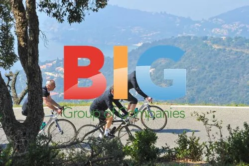 Sarkozy Cycling Near Carla Bruni's Villa