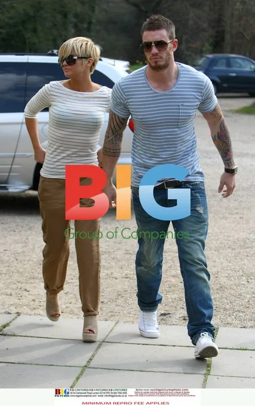 Kerry Katona and new boyfriend spotted in pub