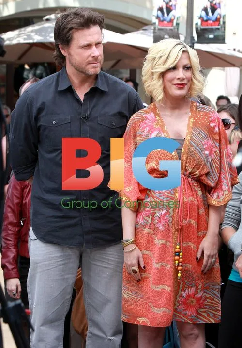 Tori Spelling and Dean McDermott at The Grove