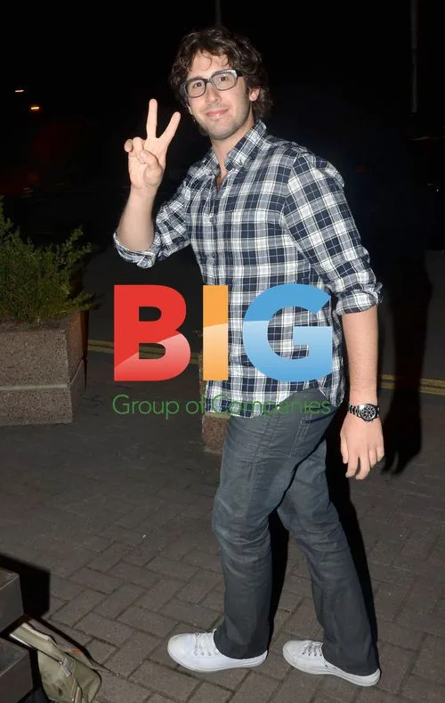 Josh Groban Leaves 'Late Show' in Dublin