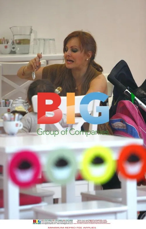 Tina O'Brien and Daughter at Cupcake Shop