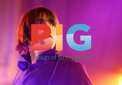 Liam Gallagher Performs with Beady Eye
