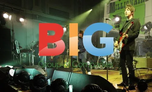 Liam Gallagher Performs with Beady Eye