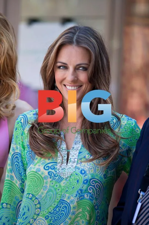 Elizabeth Hurley opens pop-up store in Belgium