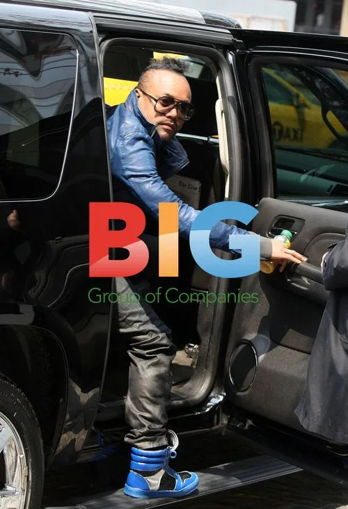 Black Eyed Peas members leave NYC hotel