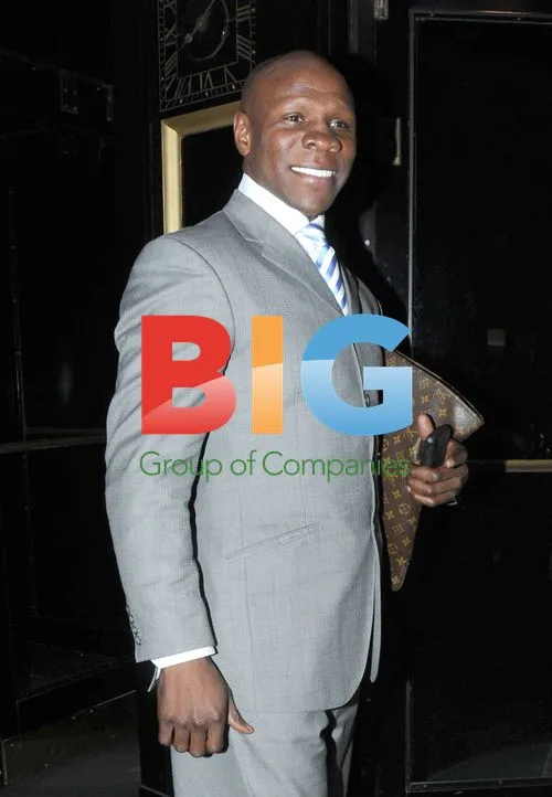 Chris Eubanks Arriving at London Hotel