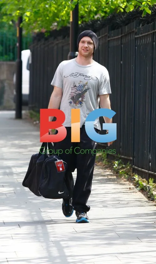 Chris Fountain on Coronation Street Set