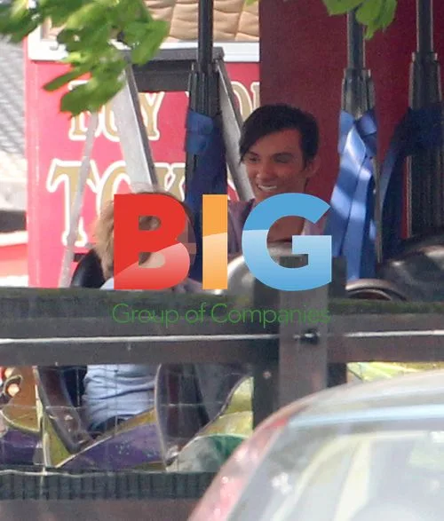 TOWIE cast on fairground ride