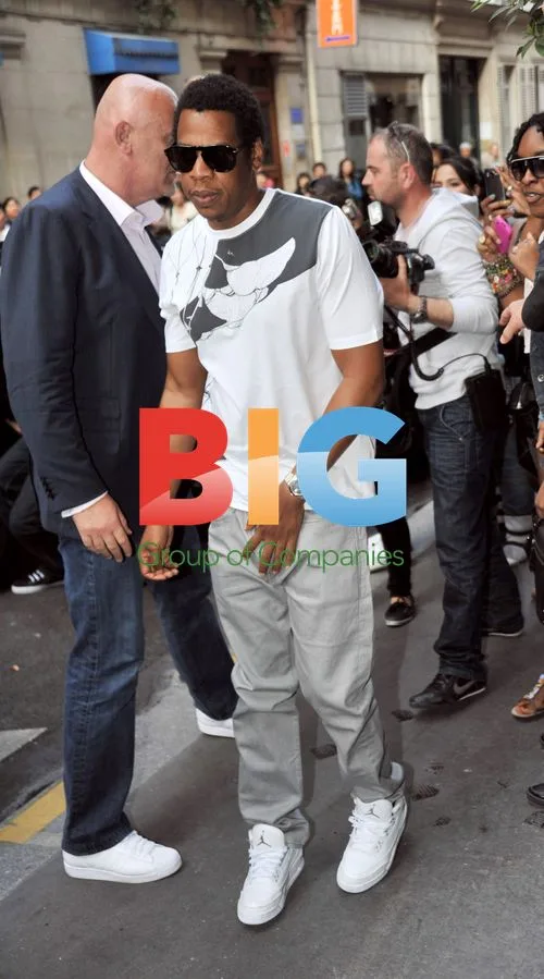 Jay Z and Beyonce Knowles Leave Hotel in Paris