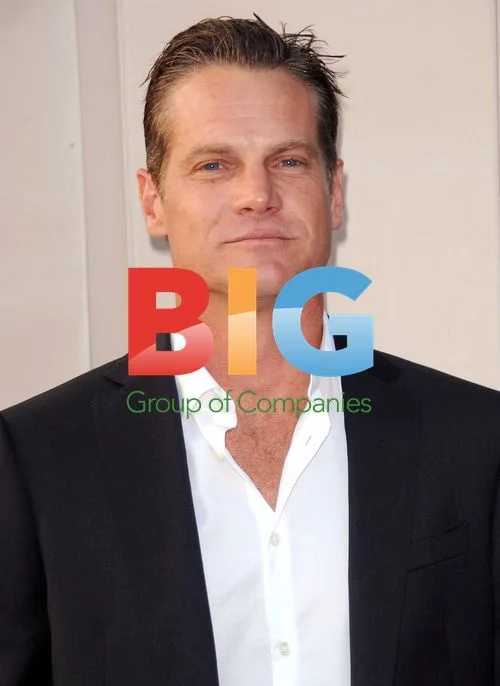 Brian Van Holt at 'Cougar Town' Event