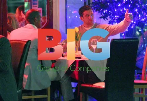 Alex Reid Enjoys Dinner in London