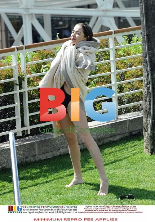 Elen Rivas Spotted Swimming in Barcelona