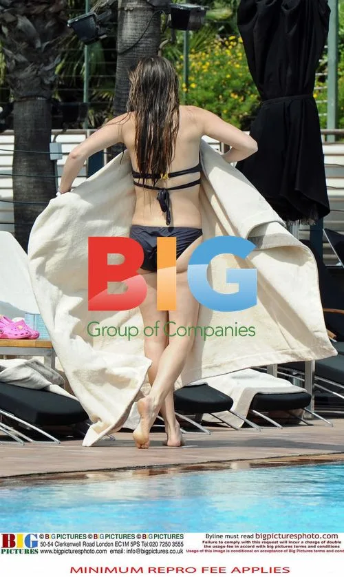 Elen Rivas Relaxing by Pool in Barcelona